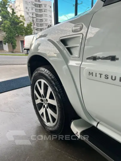 Pajero TR4 2.0/ 2.0 Flex 16V 4x4 Aut.