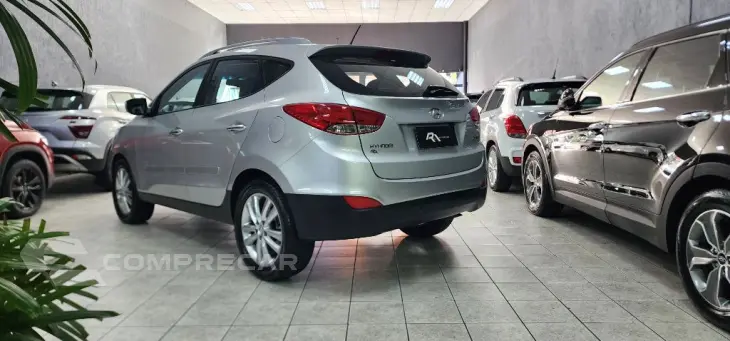 ix35 2.0 16V 170cv 2WD/4WD Aut.