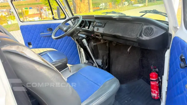 Kombi Furgão 1.4 Mi Total Flex 8V