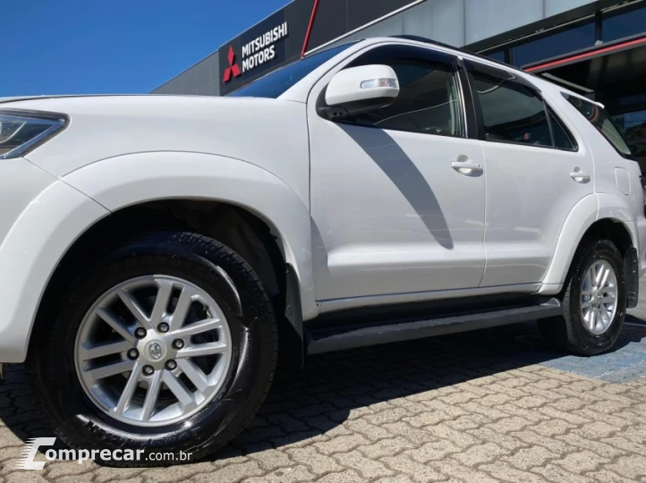 HILUX SW4 3.0 SRV 4X4 7 Lugares 16V Turbo Intercooler