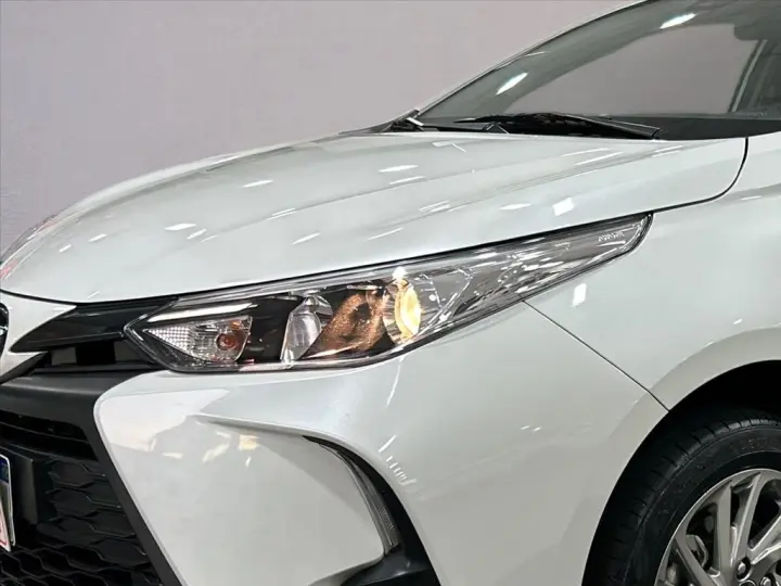 YARIS 1.5 16V FLEX SEDAN XS MULTIDRIVE