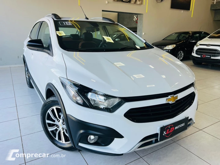 ONIX 1.4 MPFI ACTIV 8V FLEX 4P AUTOMÁTICO