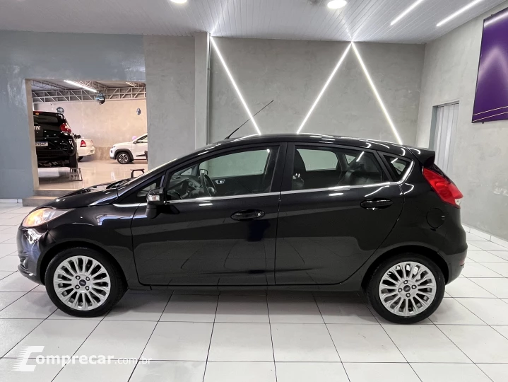 FIESTA 1.6 Titanium Hatch 16V