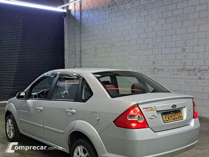 Fiesta 1.0 Mpi Sedan 8V Flex 4P Manual