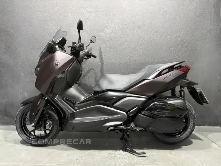 XMAX 300 ABS CONNECTED