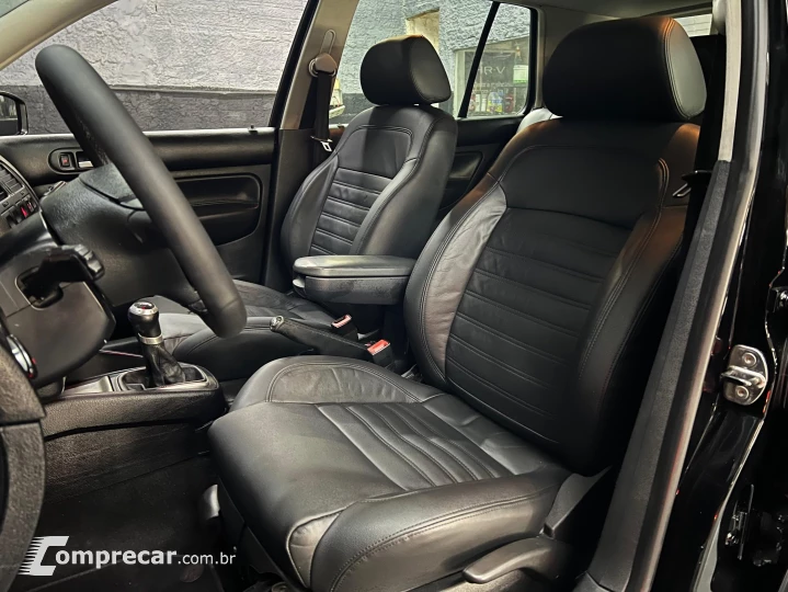 GOLF 1.6 MI SPORTLINE 8V FLEX 4P MANUAL