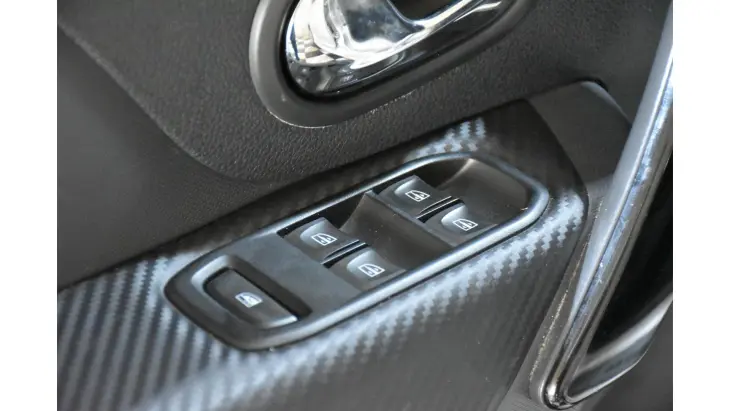 SANDERO - 1.0 12V SCE GT LINE MANUAL