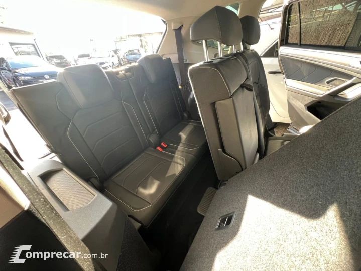 Tiguan Allspace 1.4 16V 4P TSI 250 FLEX TURBO COMFORTLINE AU