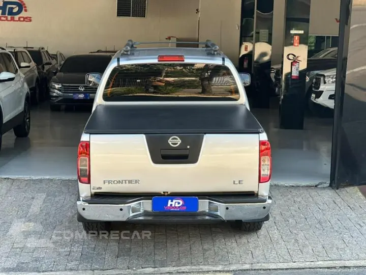 FRONTIER LE4X4ATT