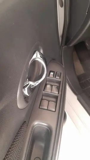 Versa Sedan 1.6 16V 4P FLEX SL