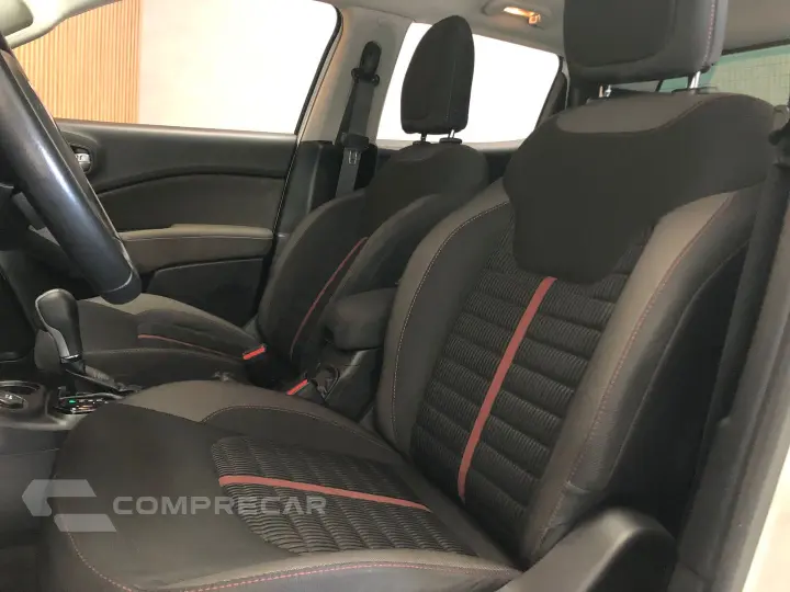 Toro 1.8 16V Evo Flex Freedom At6