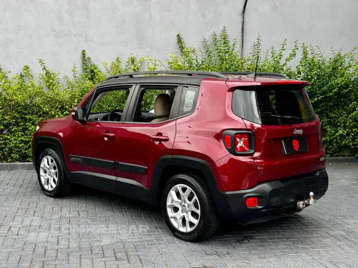 RENEGADE 1.8 16V Longitude