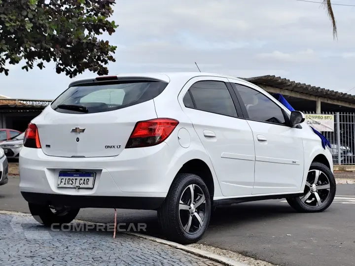 ONIX 1.4 MPFI LT 8V FLEX 4P AUTOMÁTICO