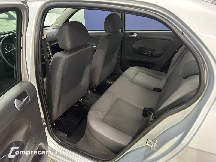 VOYAGE 1.6 MI 8V