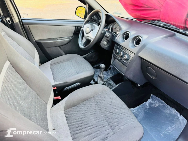 CELTA 1.0 MPFI LT 8V
