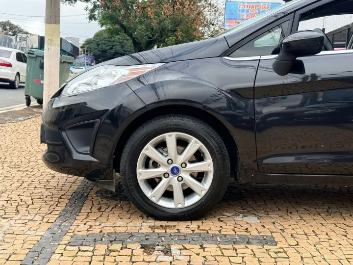 FIESTA 1.6 SE Sedan 16V