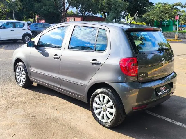 FOX - 1.0 MI 8V 4P MANUAL