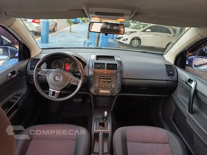 POLO SEDAN 1.6 MI Comfortline 8V