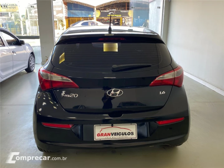 HB20 1.6 COMFORT PLUS 16V FLEX 4P MANUAL