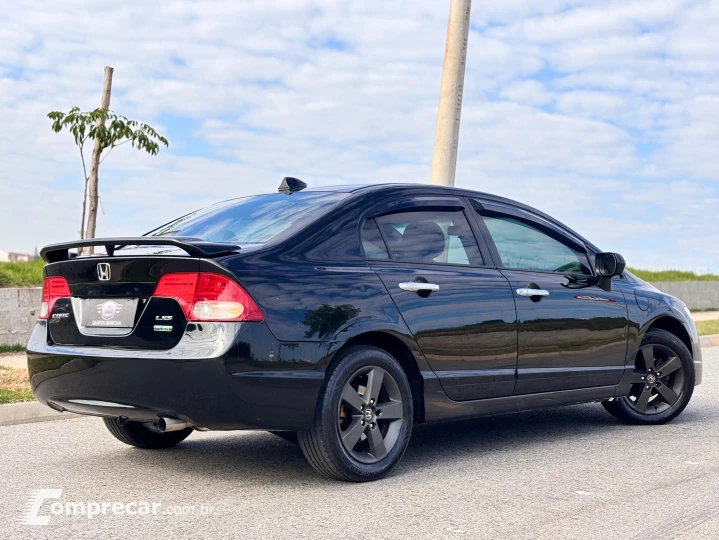Civic New  LXS 1.8 16V (Flex)