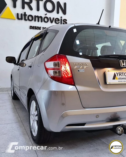Fit 1.5 16V 4P EX