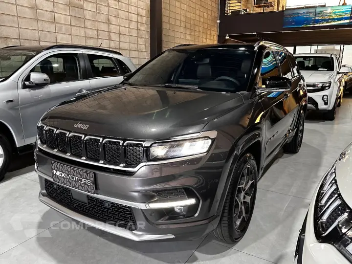 COMMANDER 1.3 T270 TURBO FLEX OVERLAND AT6