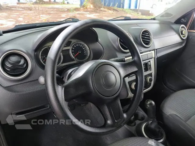 VOYAGE - 1.6 MI 8V 4P MANUAL