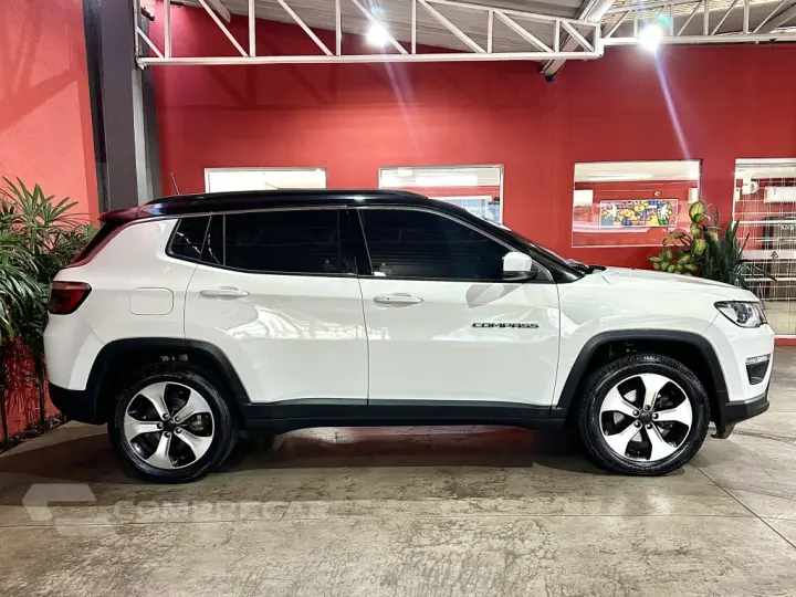 COMPASS 2.0 16V FLEX LONGITUDE AUTOMÁTICO
