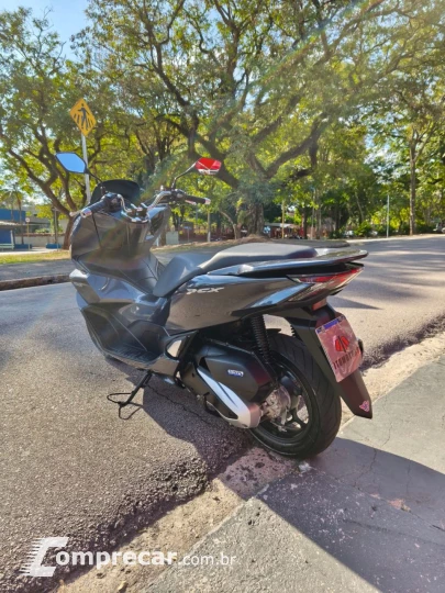 PCX 160 DLX ABS