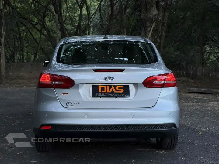 FOCUS 2.0 SE FASTBACK 16V FLEX 4P POWERSHIFT