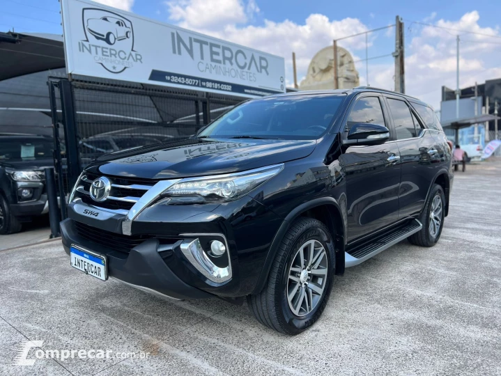 HILUX SW4 2.8 D-4d Turbo SRX 4X4