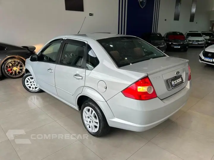 FIESTA SEDAN 1.6