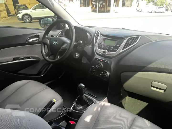 HB20S 1.6 COMFORT PLUS 16V FLEX 4P MANUAL