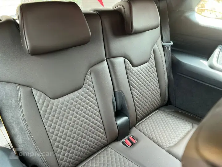 Commander Overland T270 1.3 TB Flex Aut.