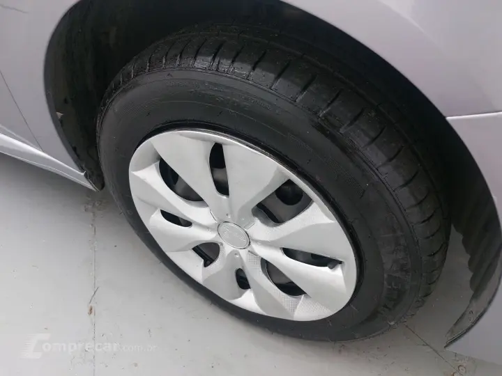 208 1.0 6V FLEX LIKE MANUAL