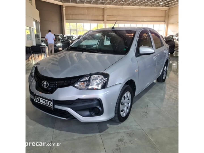 ETIOS 1.5 X PLUS SEDAN 16V FLEX 4P AUTOMÁTICO