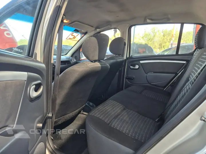 Sandero 1.6 EXPRESSION 8V FLEX 4P MANUAL