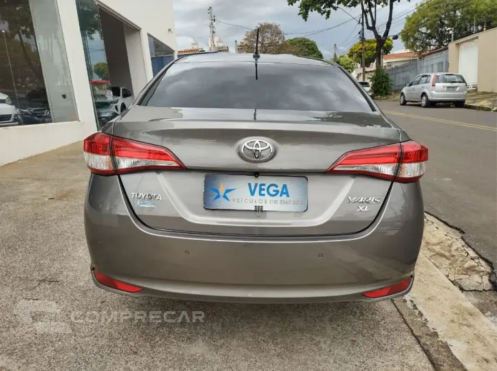 YARIS XL Sedan 1.5 Flex 16V 4p Aut.