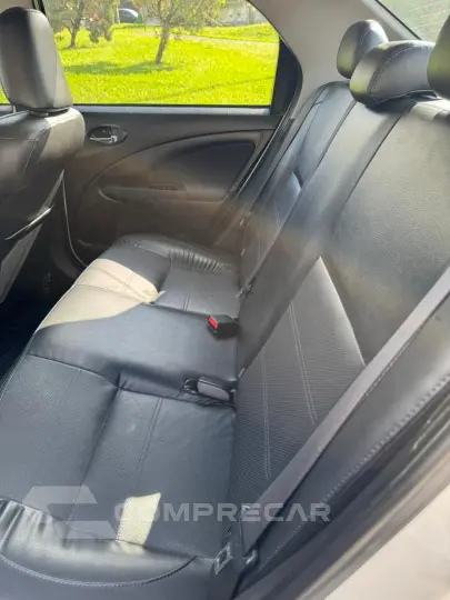 Etios 1.5 Platinum Automático