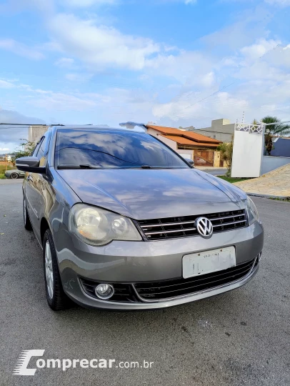 POLO SEDAN 1.6 MI Comfortline 8V