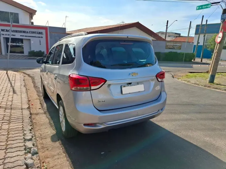 Spin 1.8 Lt 8V Flex 4P Automático