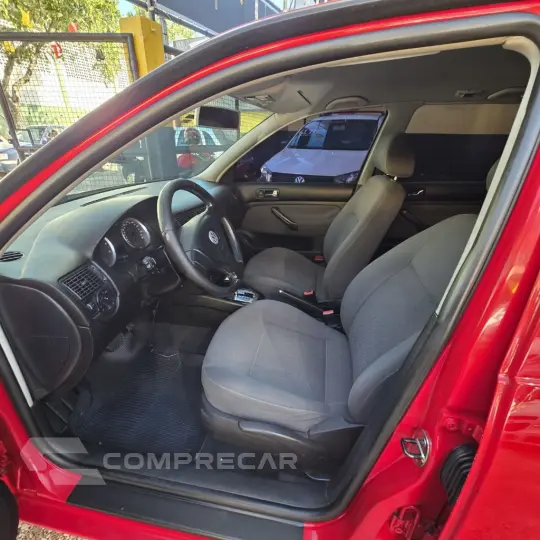 Golf 2.0/2.0 T. Flex Mec.(Black & Silv)