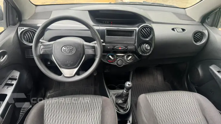 ETIOS 1.5 X Sedan 16V