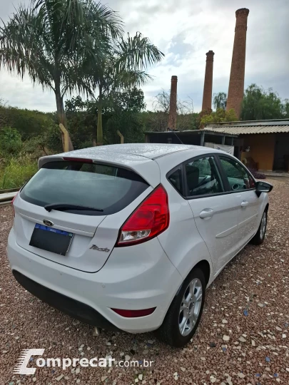 Fiesta SE