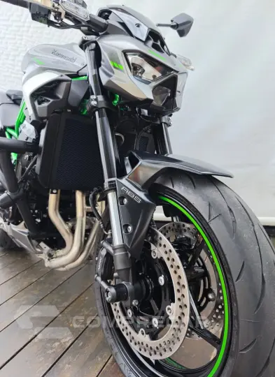 KAWASAKI Z900