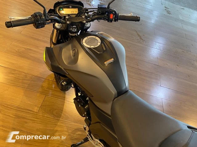 FZ25 FAZER ABS - Street