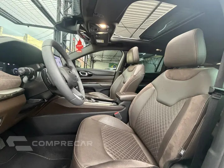 COMMANDER 1.3 T270 TURBO FLEX OVERLAND AT6
