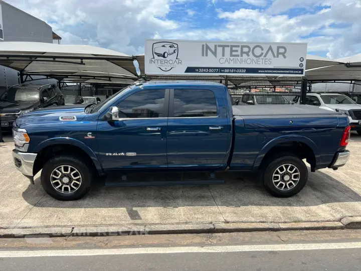 3500 6.4 Hemi Laramie Longhorn 4X4 CD V8