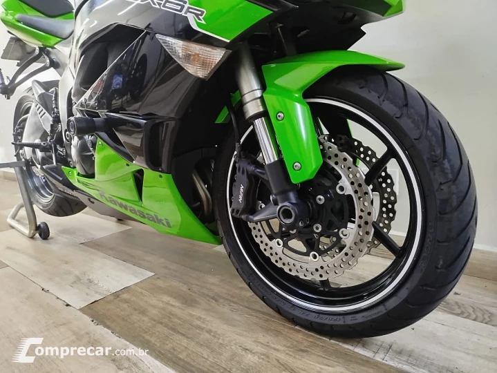 Ninja ZX-6R