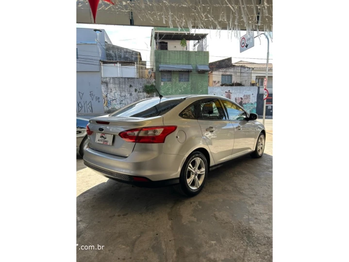 FOCUS 1.6 S 16V FLEX 4P MANUAL
